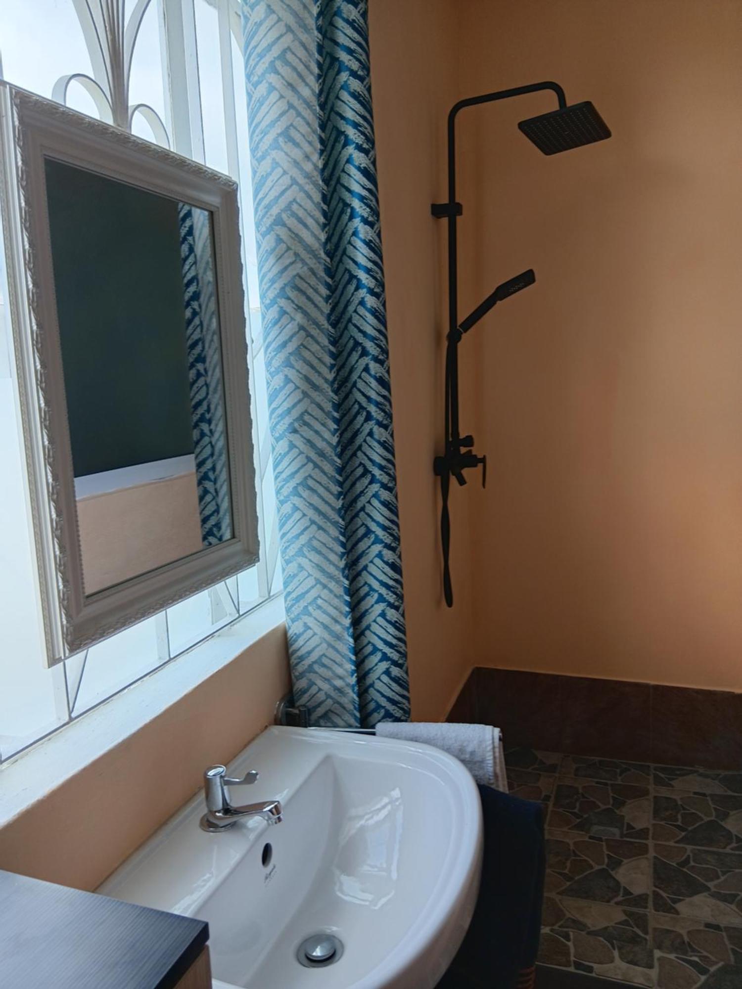 Residence Des Cascades Surinam エクステリア 写真